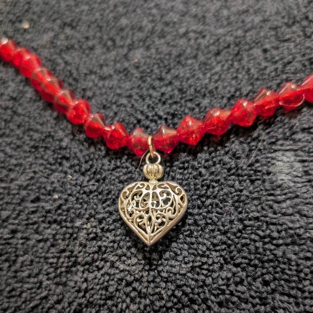 Red Beaded Heart Pendant Necklace Romantic Gold Tone Fashion Jewelry